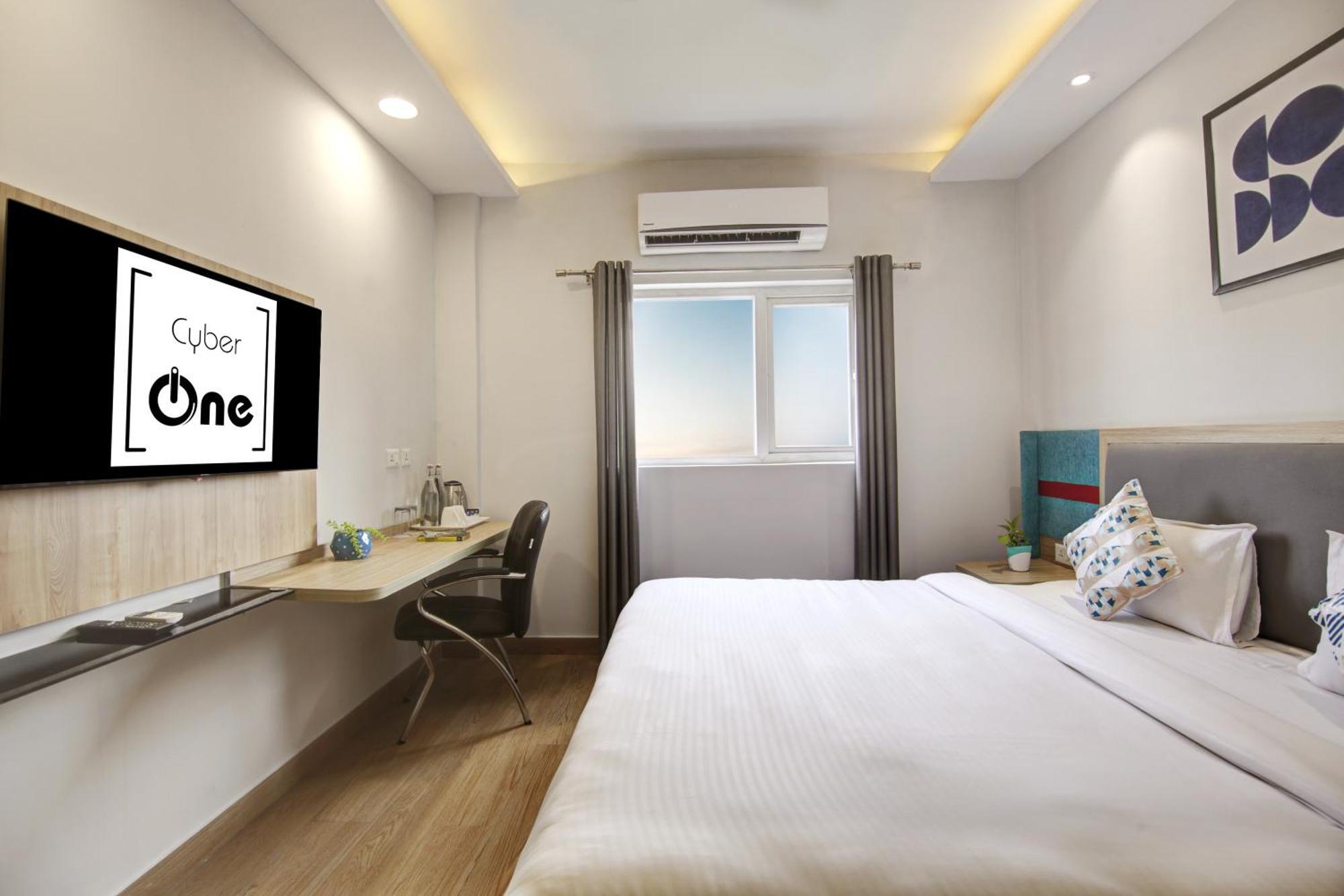 Flxho Cyber One - Hotel And Banquet Cyber City Gurgaon Exterior foto