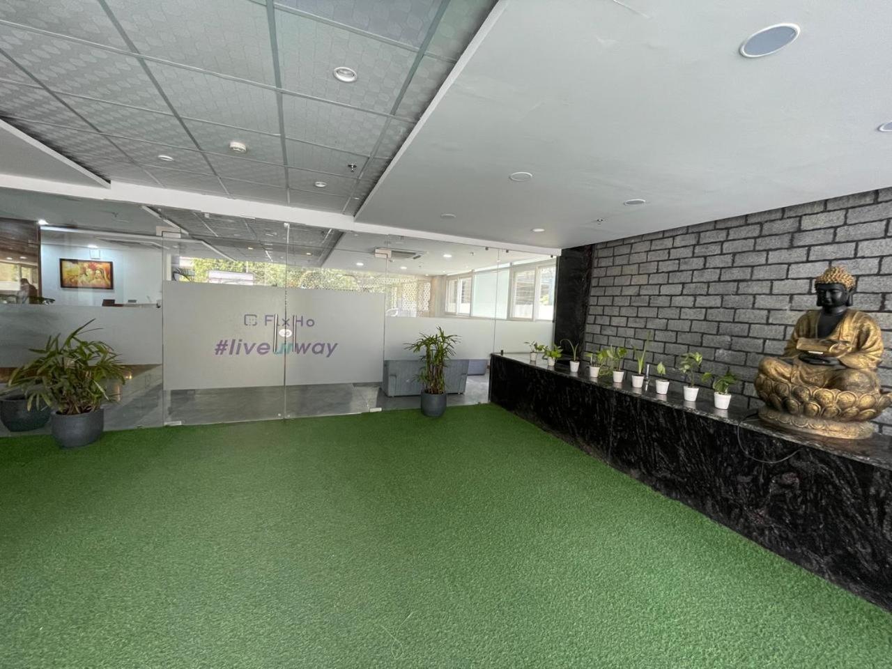 Flxho Cyber One - Hotel And Banquet Cyber City Gurgaon Exterior foto