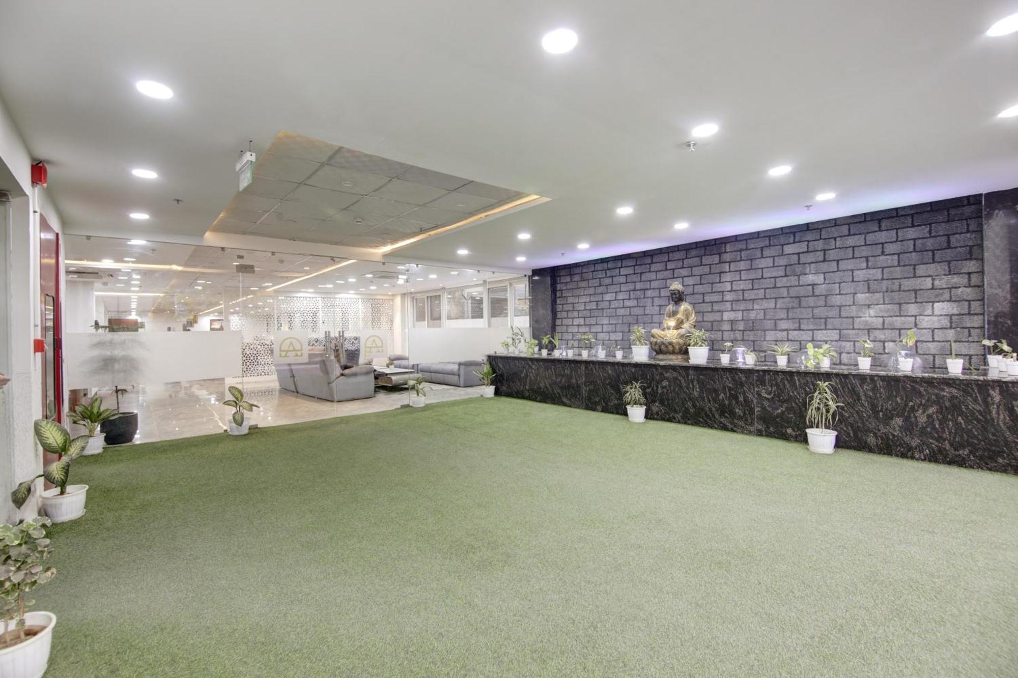 Flxho Cyber One - Hotel And Banquet Cyber City Gurgaon Exterior foto
